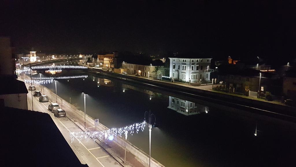 Palazzo Spada - Attico Con Terrazza Vista Fiume In Centro Codigoro Eksteriør billede